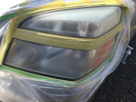 �Ԃ̃w�b�h���C�g����